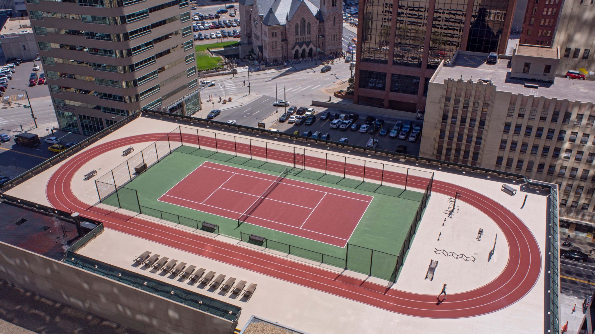 Skycourt - Track & Courts